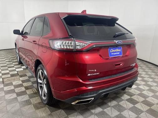 2017 Ford Edge Sport
