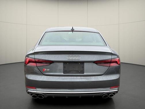 Daytona Gray Pearl Effect 2018 Audi S5 3.0T Premium Plus