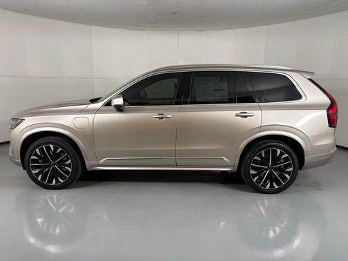 2026 Volvo XC90 Plug-In Hybrid T8 Ultra 7-Seater
