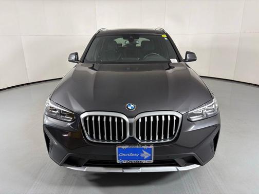 Dark Graphite Metallic 2024 BMW X3 sDrive30i