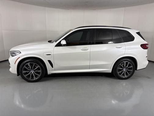 2022 BMW X5 PHEV xDrive45e