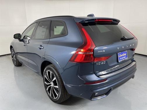 2025 Volvo XC60 B5 AWD Plus