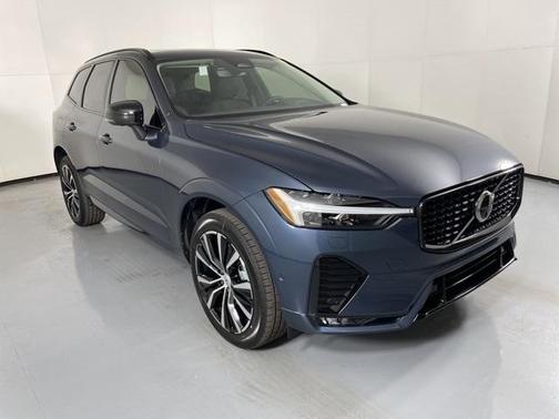 2025 Volvo XC60 B5 AWD Plus