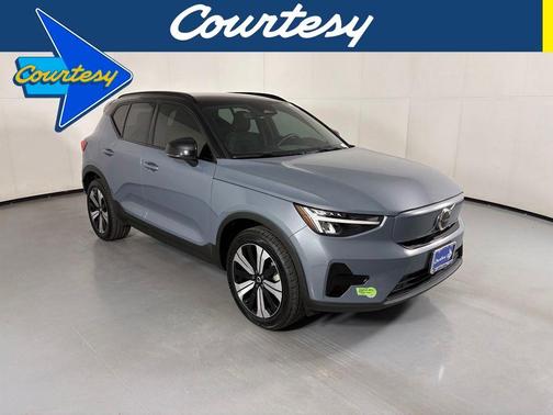 Gray Metallic 2023 Volvo XC40 Recharge Pure Electric Twin Core