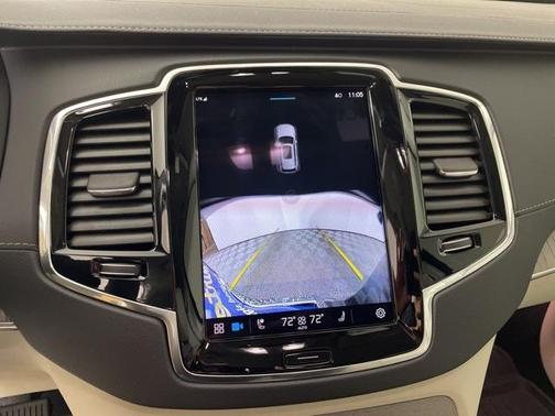 2025 Volvo XC90 Plug-In Hybrid T8 Ultra 6-Seater