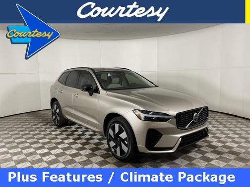 2025 Volvo XC60 Plug-In Hybrid T8 Plus