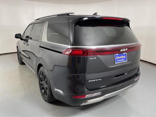 2024 Kia Carnival SX Prestige