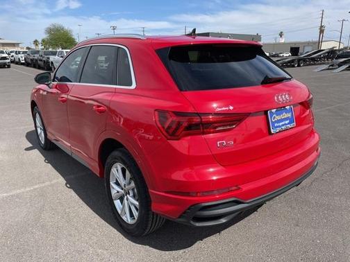 2023 Audi Q3 45 S line Premium