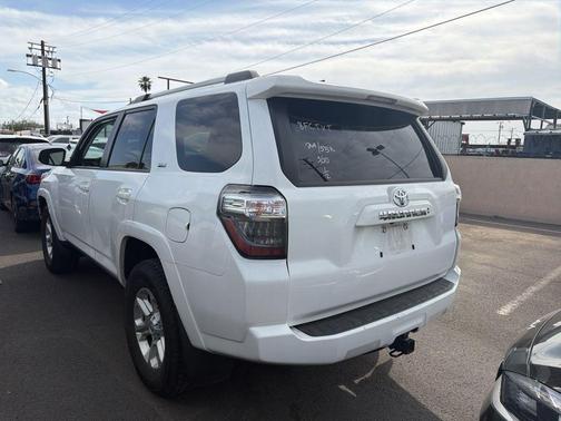 Ice 2024 Toyota 4Runner SR5