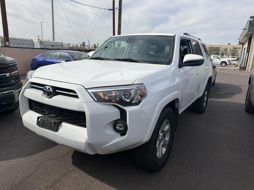 Ice 2024 Toyota 4Runner SR5