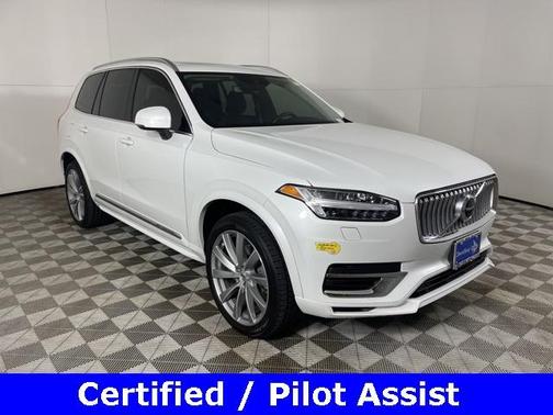 2022 Volvo XC90 Recharge Plug-In Hybrid T8 Inscription Expression 7 Passenger