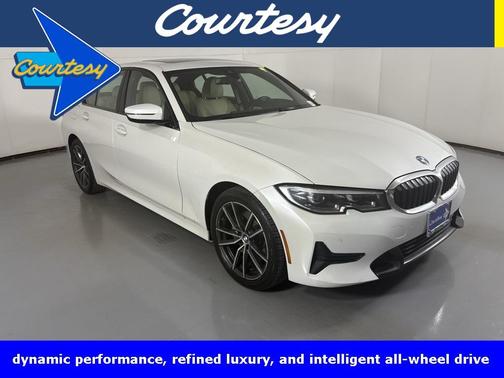 2022 BMW 330 i xDrive