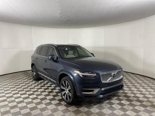 2025 Volvo XC90 Plug-In Hybrid T8 Plus 6-Seater