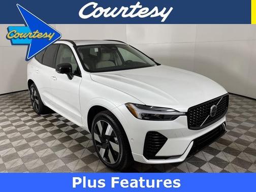 2025 Volvo XC60 Plug-In Hybrid T8 Plus