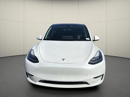 White 2021 Tesla Model Y Long Range