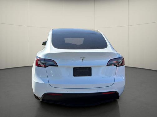 White 2021 Tesla Model Y Long Range