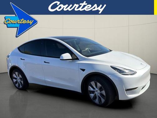 White 2021 Tesla Model Y Long Range