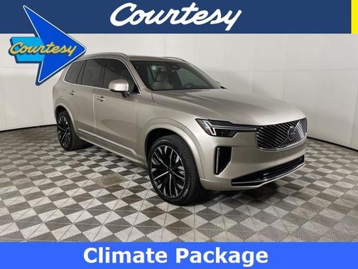 2025 Volvo XC90 B5 Core