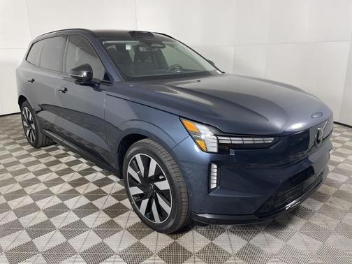 2025 Volvo EX90 Twin Motor Performance Ultra