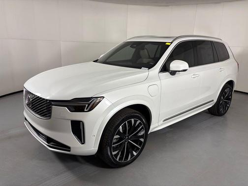 2026 Volvo XC90 Plug-In Hybrid T8 Plus 6-Seater