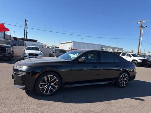 2024 BMW 740 i
