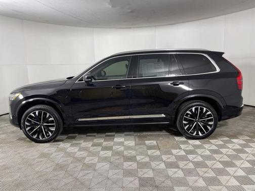 2025 Volvo XC90 Plug-In Hybrid T8 Plus 7-Seater