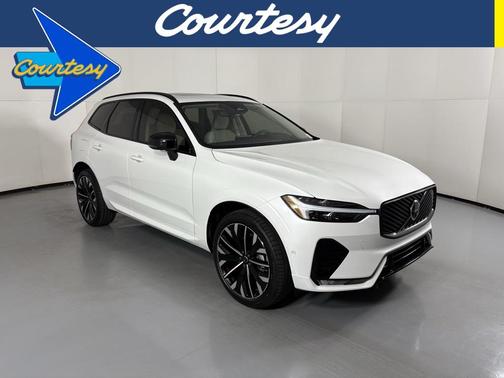 2026 Volvo XC60 B5 Ultra