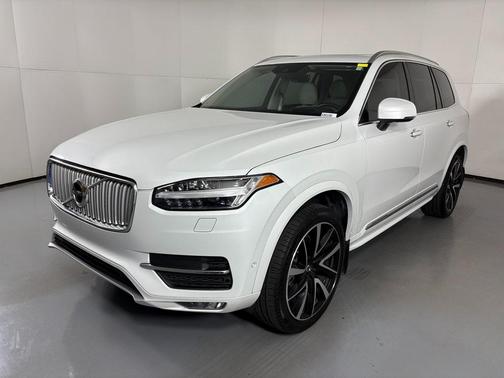 2019 Volvo XC90 T6 Inscription
