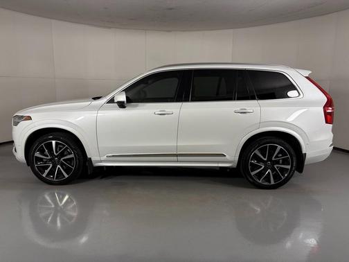 2019 Volvo XC90 T6 Inscription
