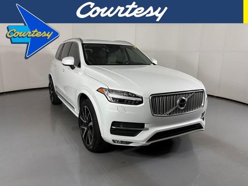 2019 Volvo XC90 T6 Inscription