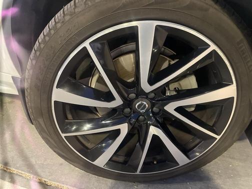 2019 Volvo XC90 T6 Inscription
