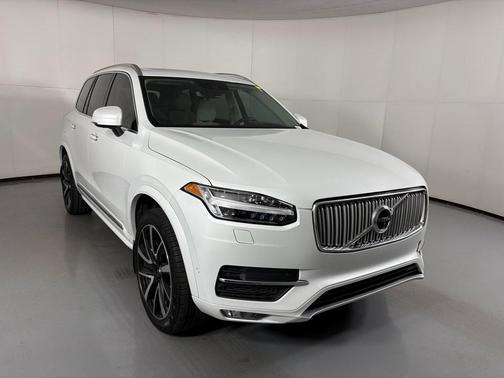 2019 Volvo XC90 T6 Inscription