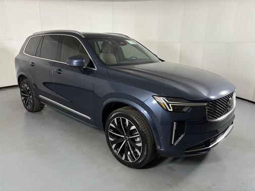 2026 Volvo XC90 B5 Plus 7-Seater