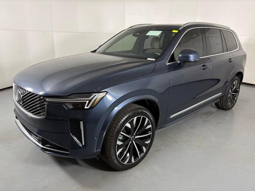 2026 Volvo XC90 B5 Plus 7-Seater