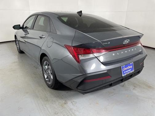 2024 Hyundai ELANTRA HEV Blue