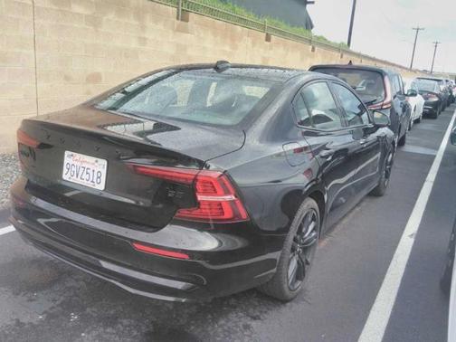 2024 Volvo S60 B5 Plus Black Edition