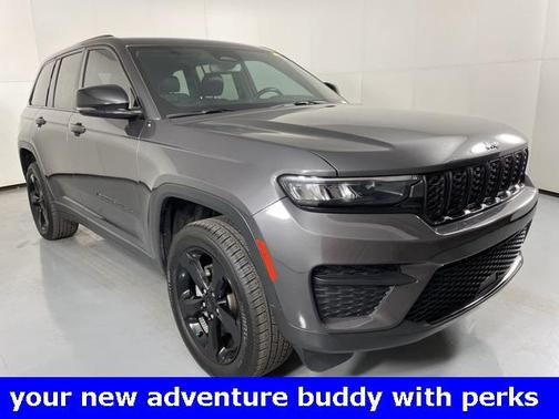 2022 Jeep Grand Cherokee Altitude