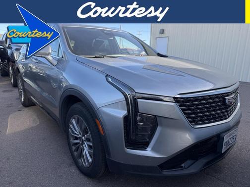 2024 Cadillac XT4 Premium Luxury