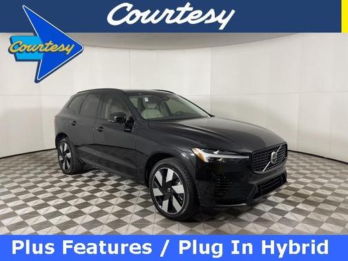 2025 Volvo XC60 Plug-In Hybrid T8 Plus