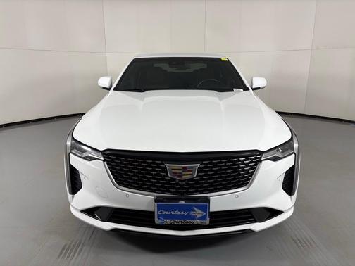 2024 Cadillac CT4 Premium Luxury
