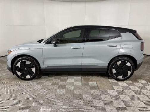 2025 Volvo EX30 Twin Motor Plus