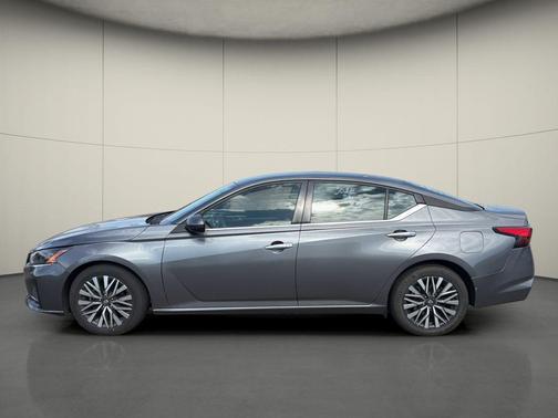 Gun Metallic 2023 Nissan Altima 2.5 SV