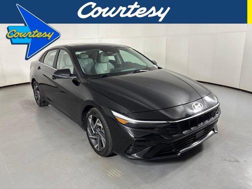 Black 2024 Hyundai ELANTRA Limited