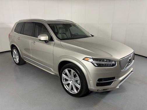 Sand Metallic 2018 Volvo XC90 T6 Inscription