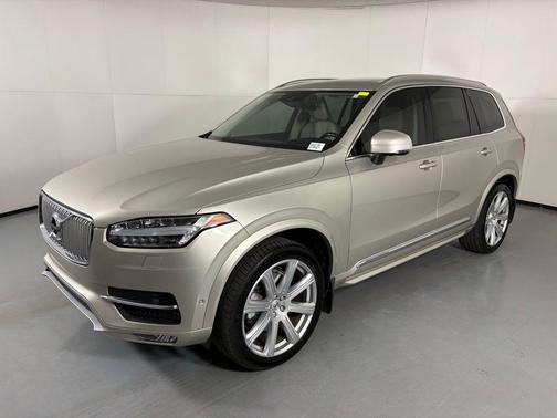 Sand Metallic 2018 Volvo XC90 T6 Inscription