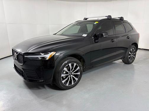 Onyx Black Metallic 2024 Volvo XC60 B5 Core