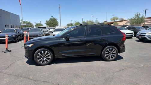 Onyx Black Metallic 2024 Volvo XC60 B5 Core