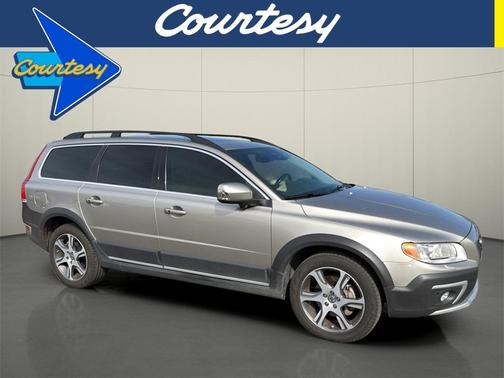 2015 Volvo XC70 T6 Platinum