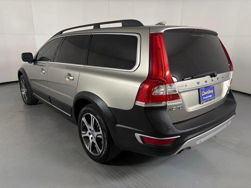 2015 Volvo XC70 T6 Platinum