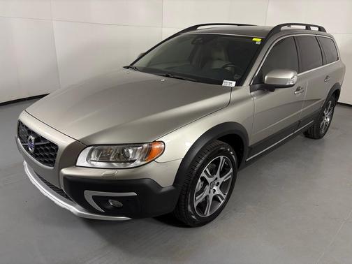 2015 Volvo XC70 T6 Platinum